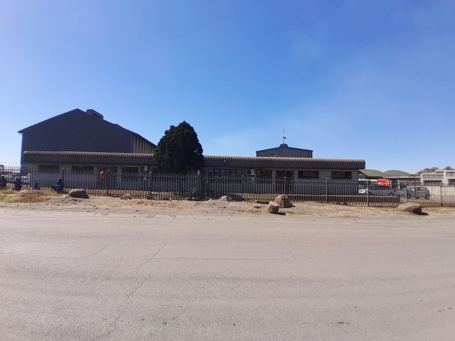 Commercial Property for Sale in Zinniaville North West